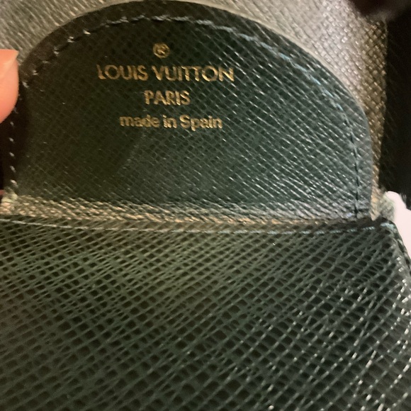 Louis Vuitton Taiga Coin Case - Picture 7 of 11